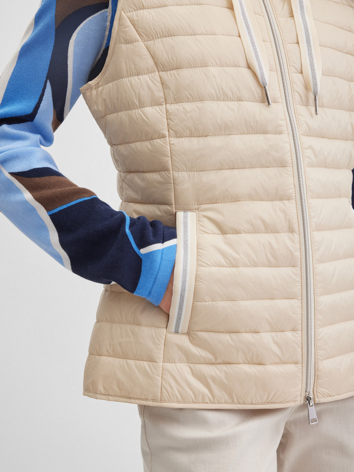 Жилет стеганый утепленный