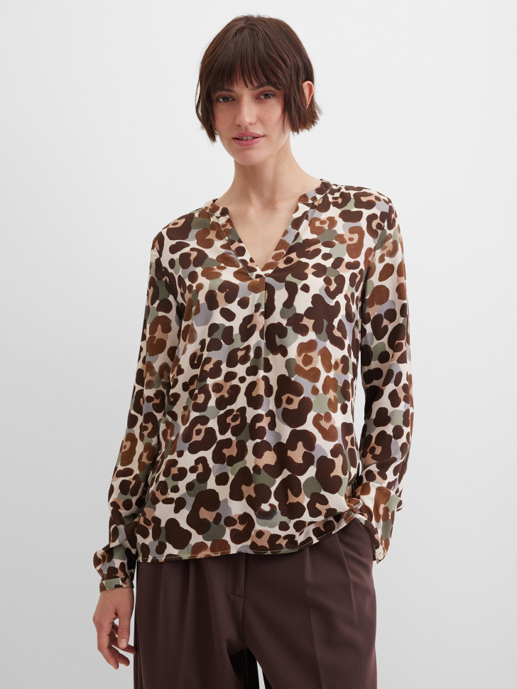 Блузка прямого кроя