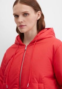 Куртка демисезонная укороченная