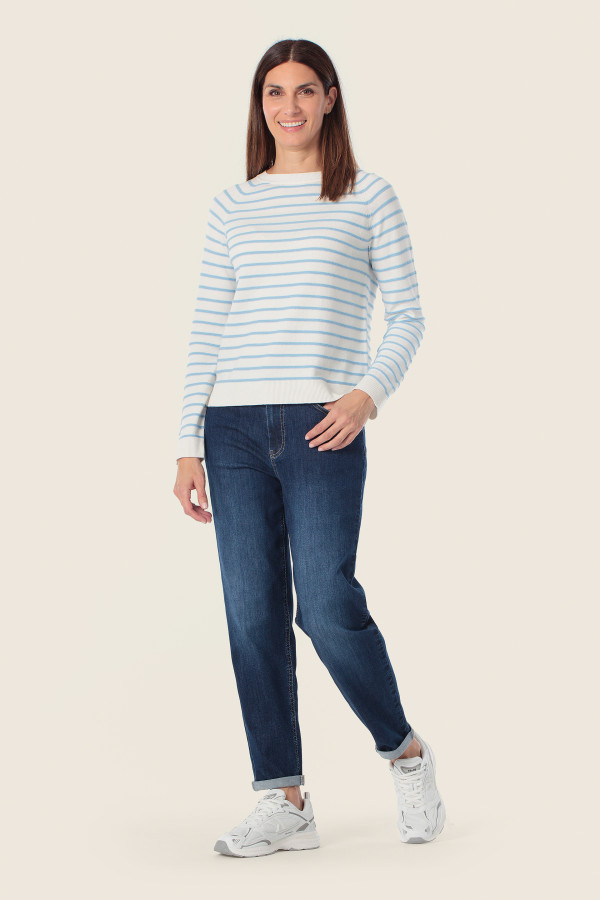 Джемпер в полоску