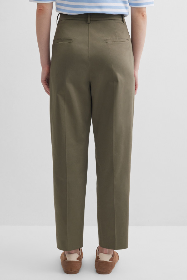 Брюки зауженные