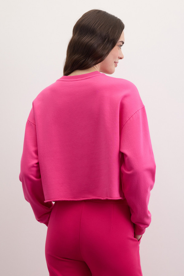 Свитшот укороченный