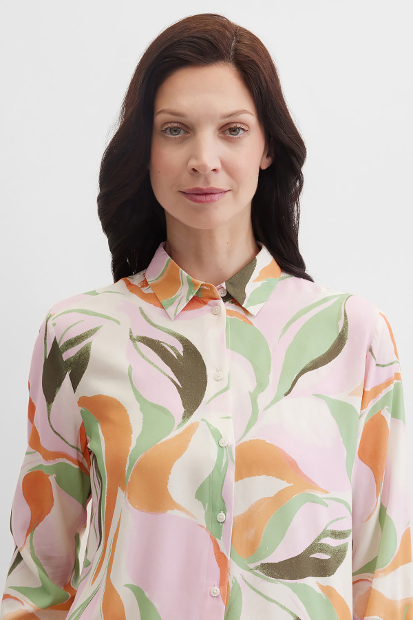 Блузка из вискозы