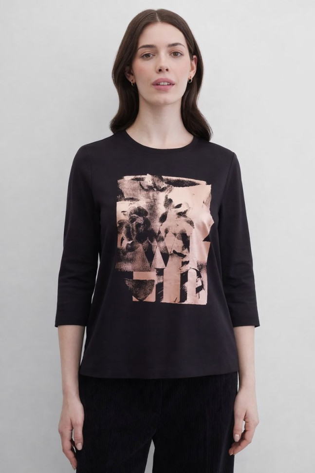 Футболка с абстрактным принтом