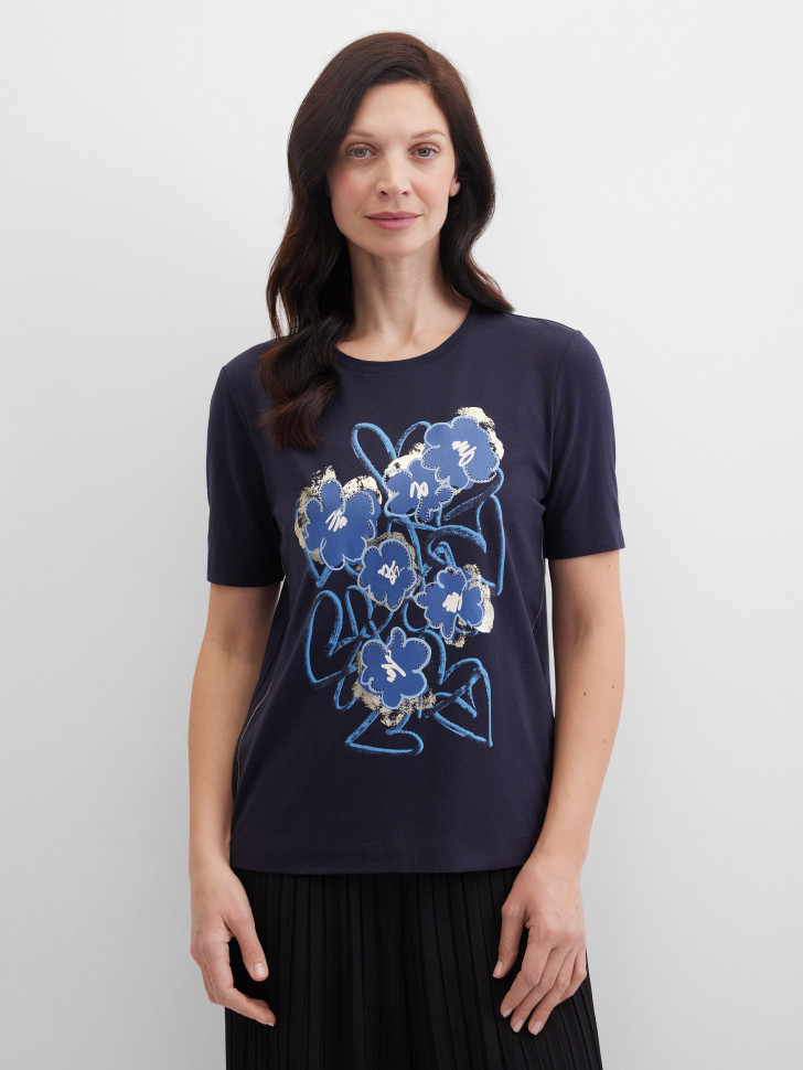 Футболка с цветочным принтом