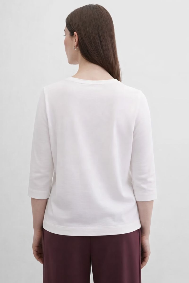 Футболка с абстрактным принтом