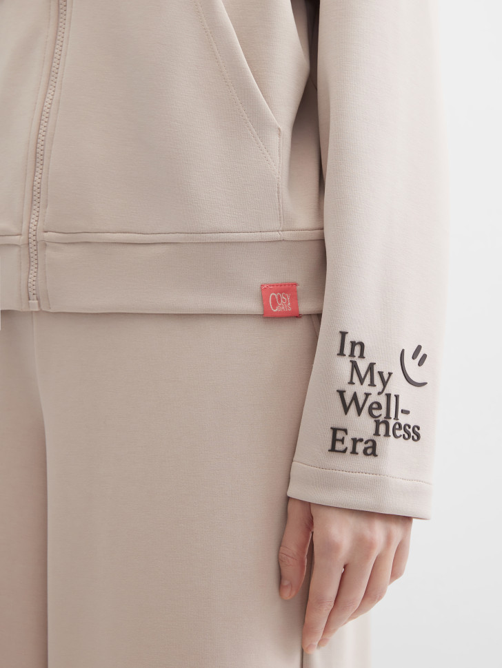 Толстовка с капюшоном