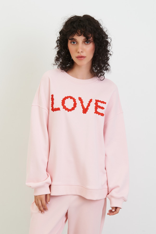 Свитшот с принтом LOVE