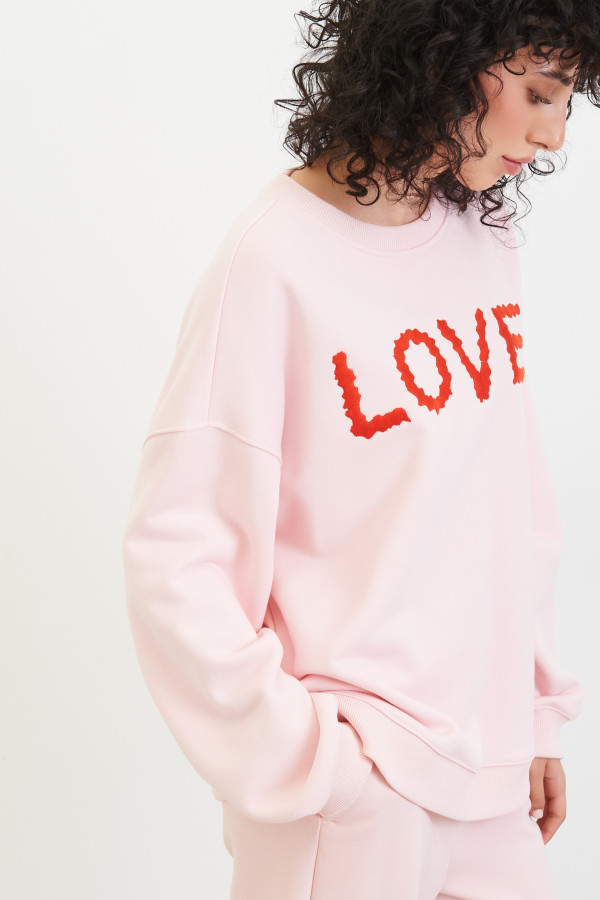 Свитшот с принтом LOVE
