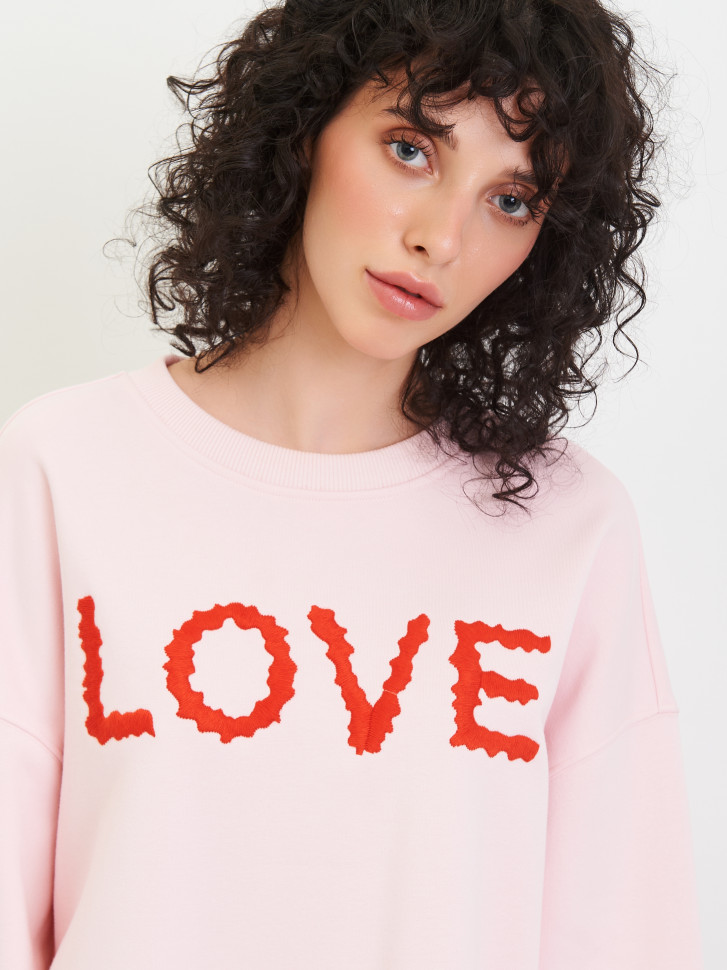 Свитшот с принтом LOVE