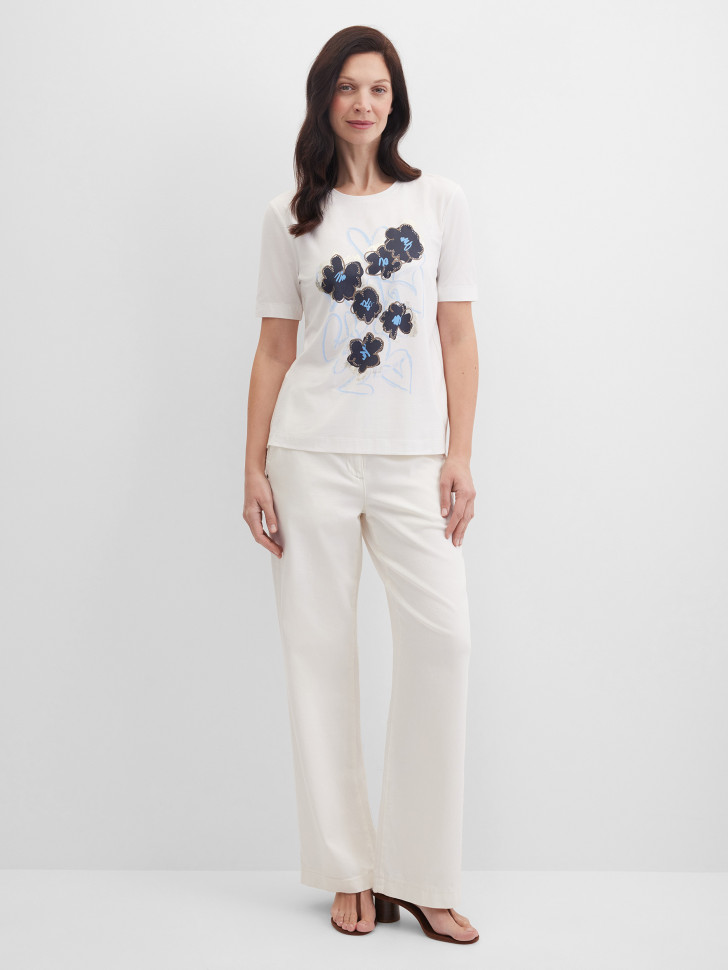 Футболка с цветочным принтом