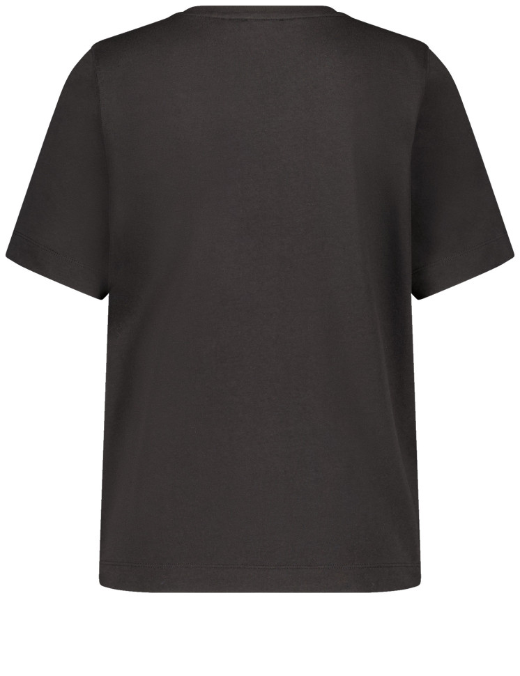 Футболка прямого силуэта