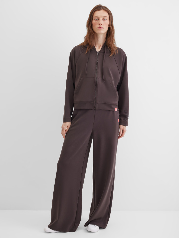 Толстовка с капюшоном