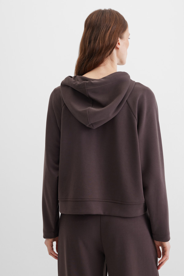 Толстовка с капюшоном