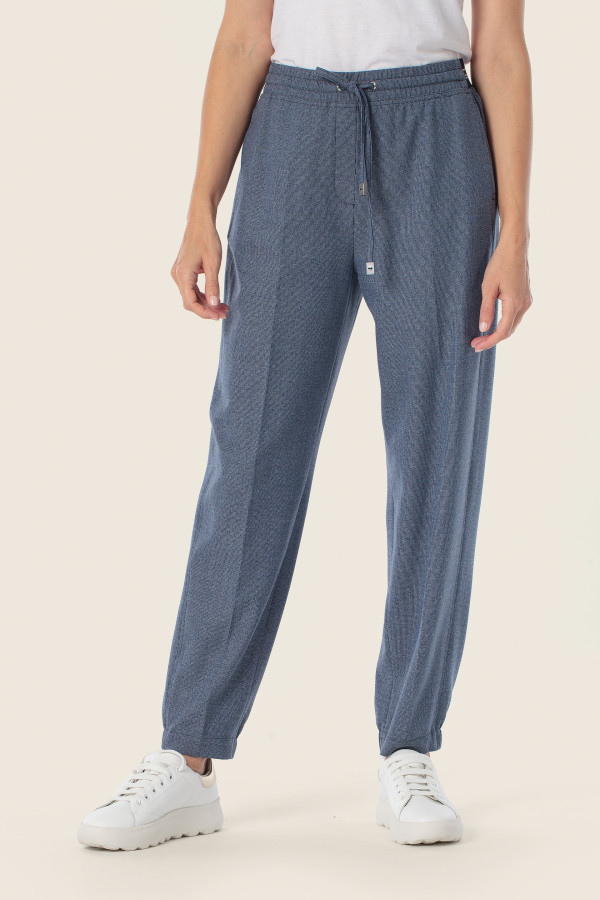 Брюки зауженные