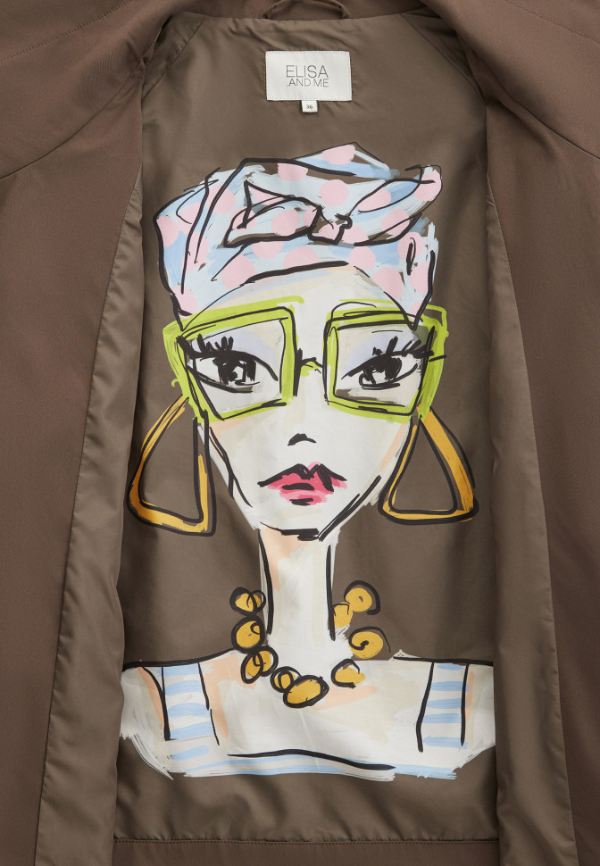 Куртка-ветровка с капюшоном