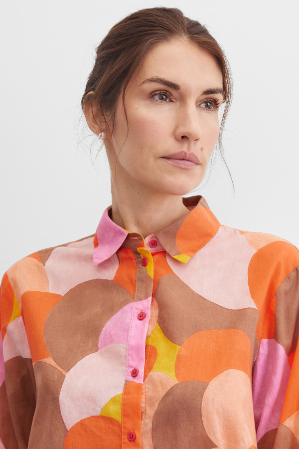 Блузка из легкого хлопка