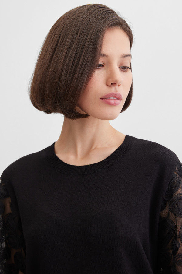 Джемпер с прозрачными рукавами