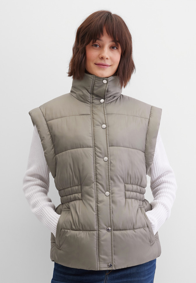 Жилет утепленный