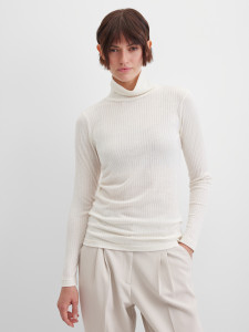 Водолазка в рубчик