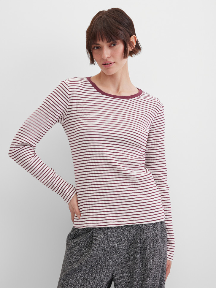 Лонгслив в полоску