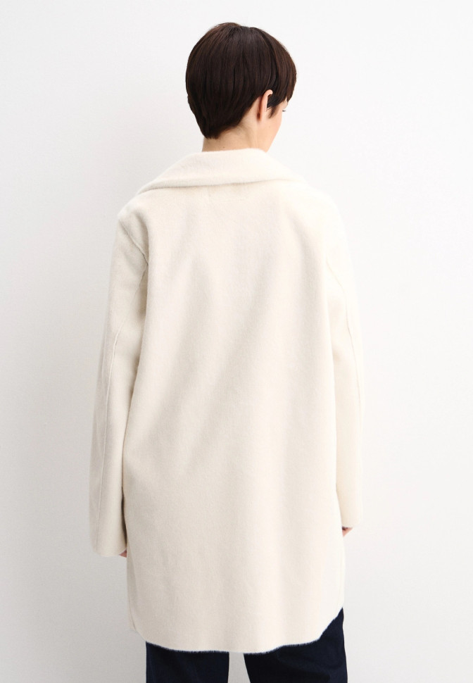 Шуба из искусственного экомеха