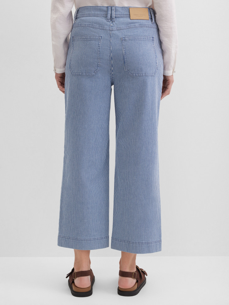 Джинсы широкие укороченные в полоску