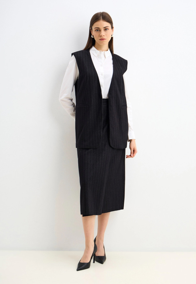 Юбка прямого кроя с карманом