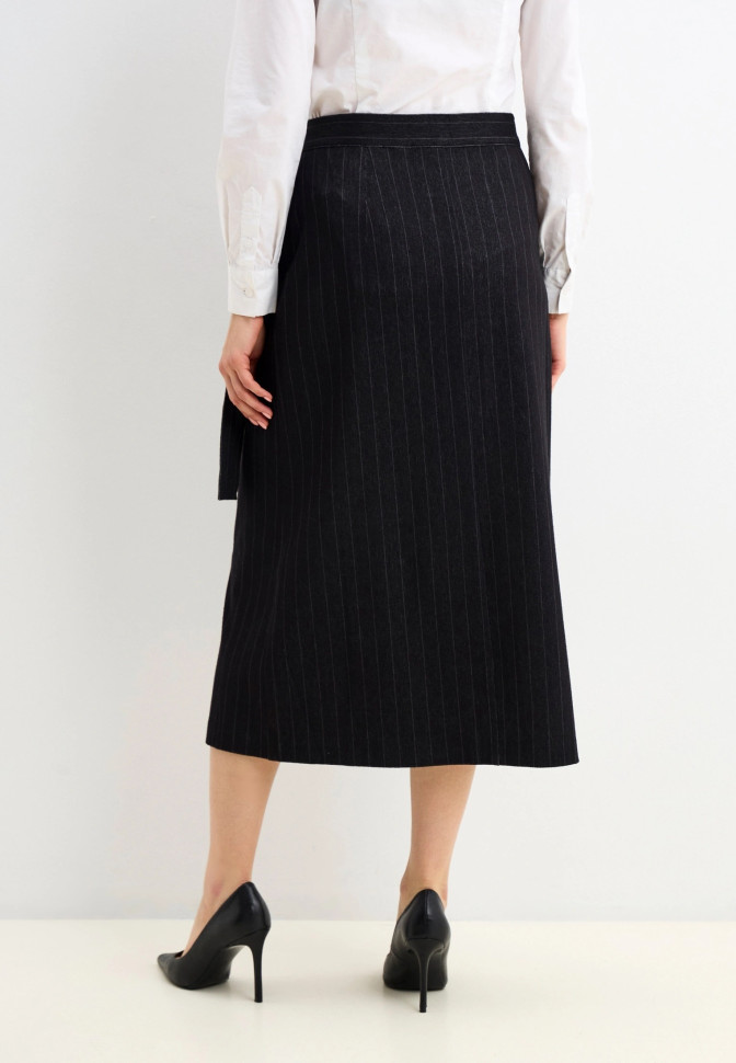 Юбка прямого кроя с карманом