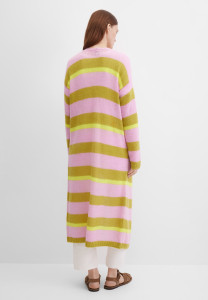 Кардиган вязаный