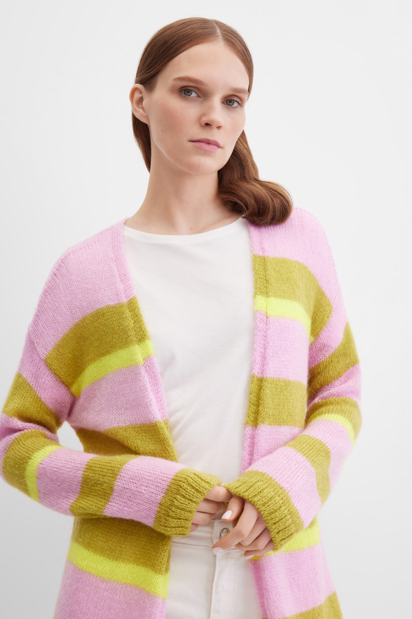 Кардиган вязаный