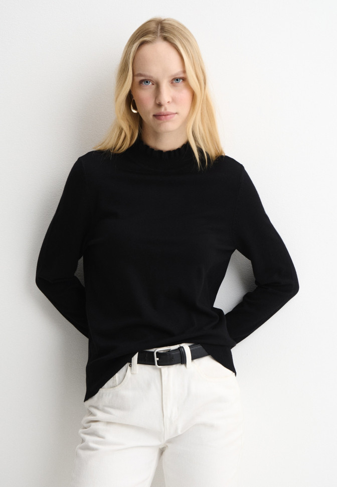 Водолазка с оборками