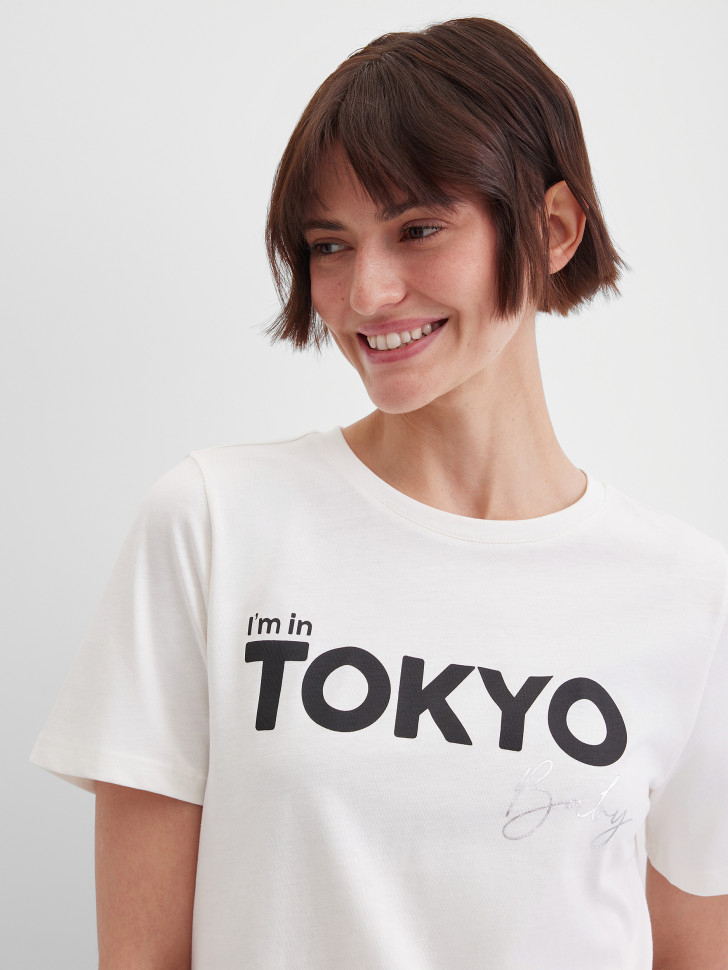 Футболка с надписью