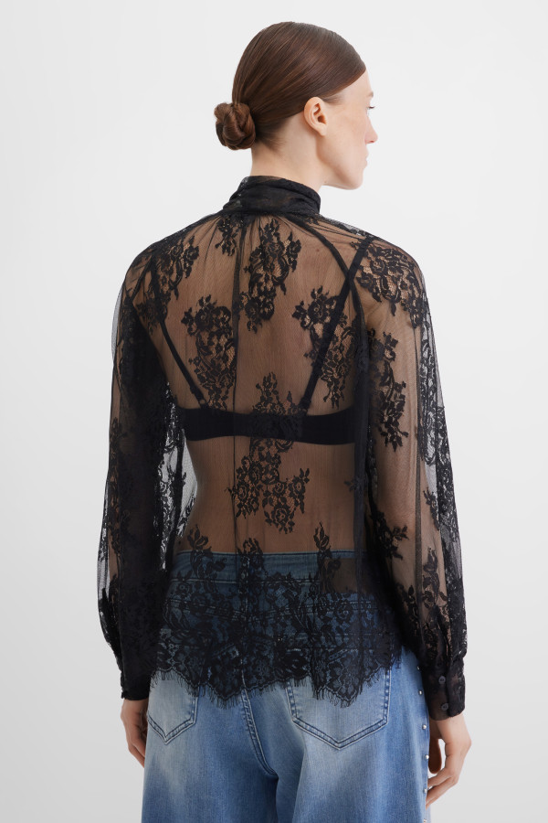 Блузка с длинным рукавом