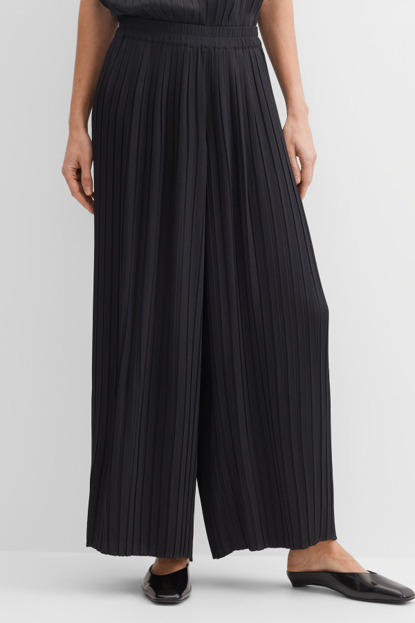 Брюки широкие укороченные плиссе
