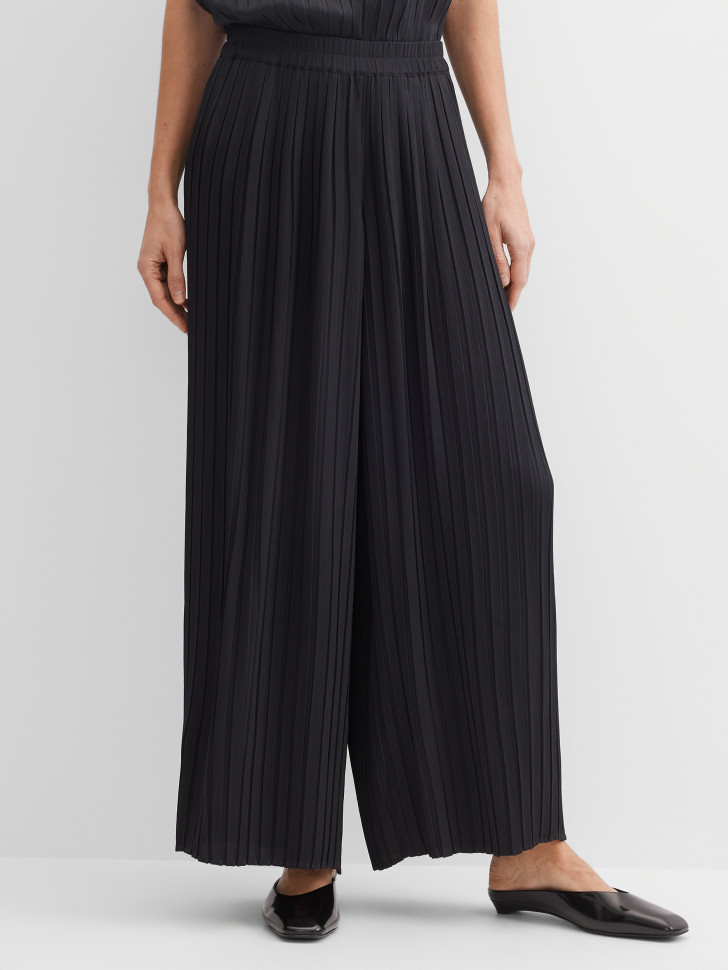 Брюки широкие укороченные плиссе