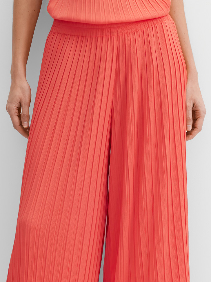 Брюки широкие укороченные плиссе