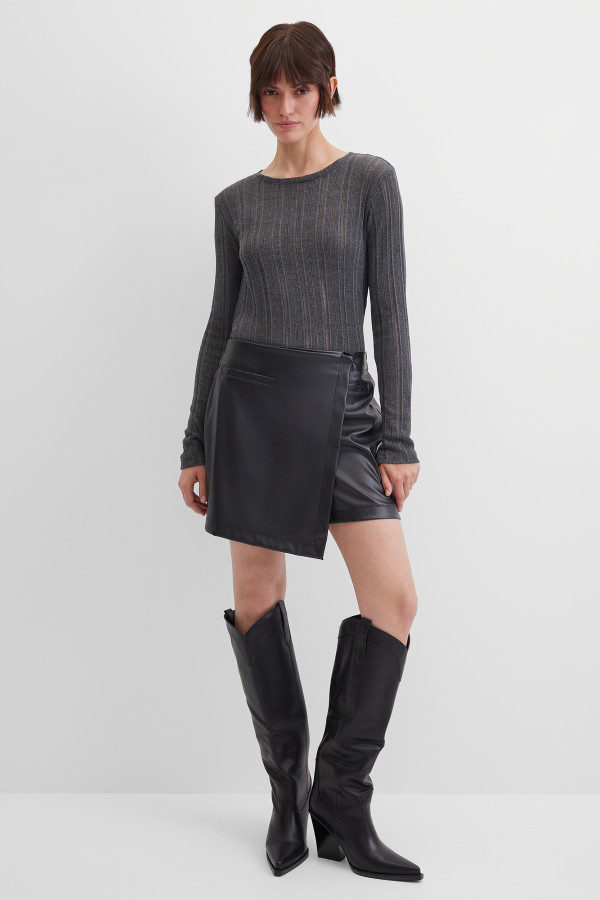 Лонгслив в рубчик