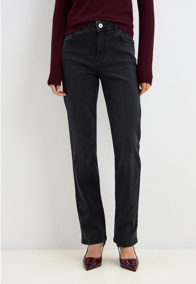 Джинсы прямого кроя