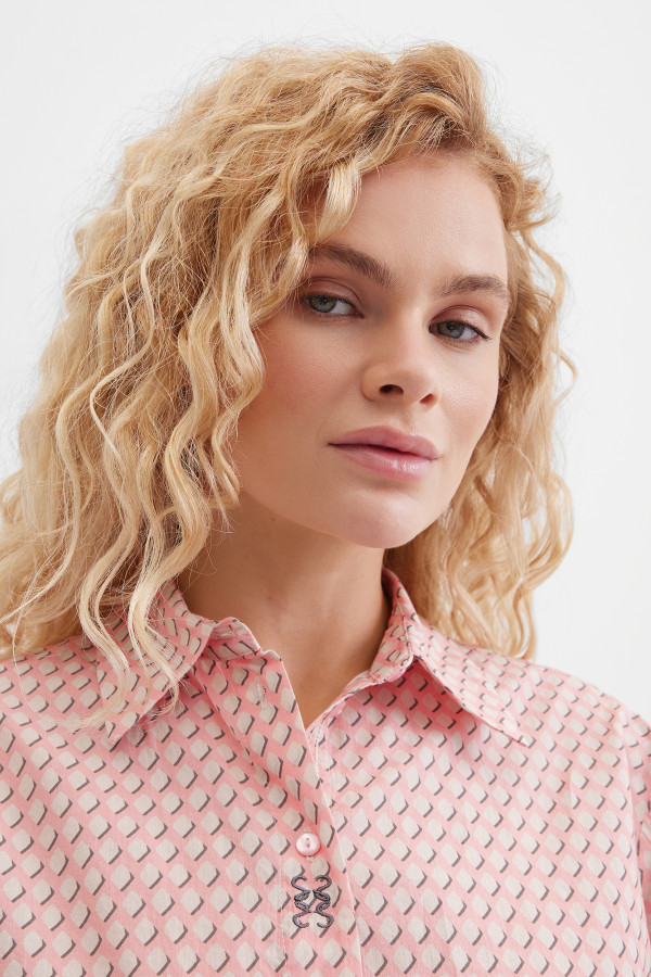 Блузка с длинным рукавом