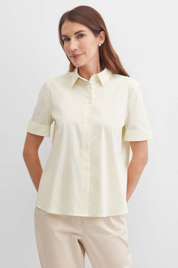 Блузка с коротким рукавом