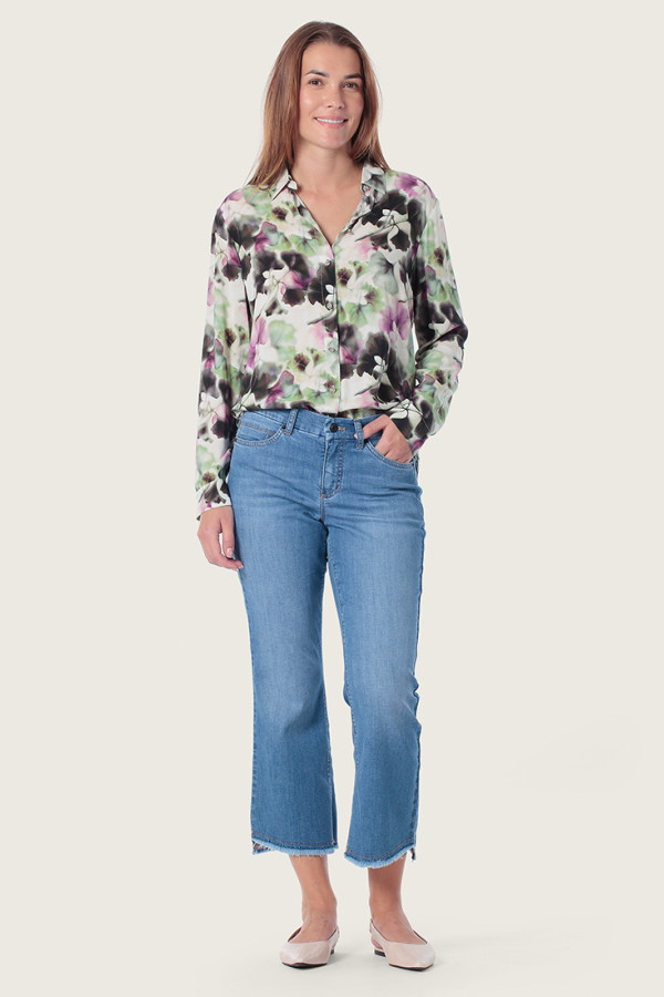 Джинсы расклешенные