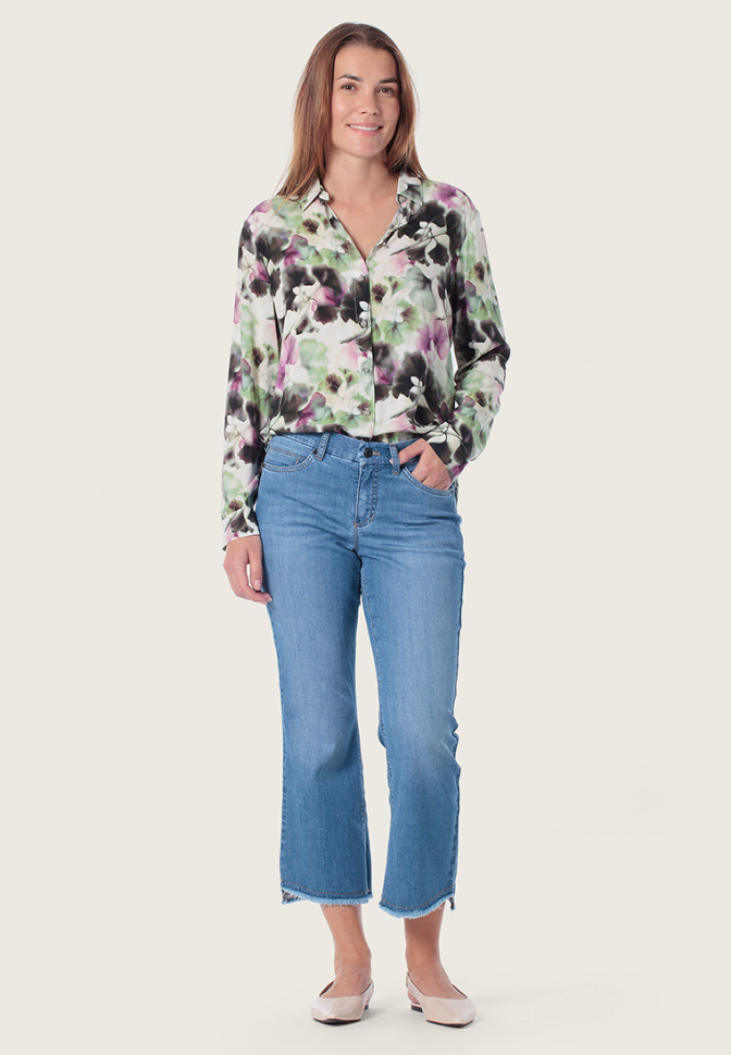 Джинсы расклешенные