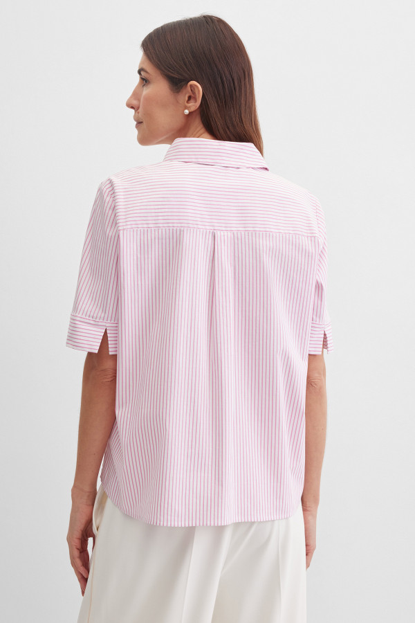 Блузка с коротким рукавом