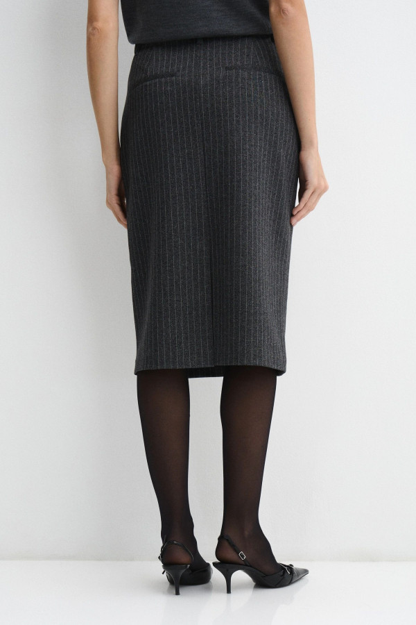 Юбка прямого силуэта