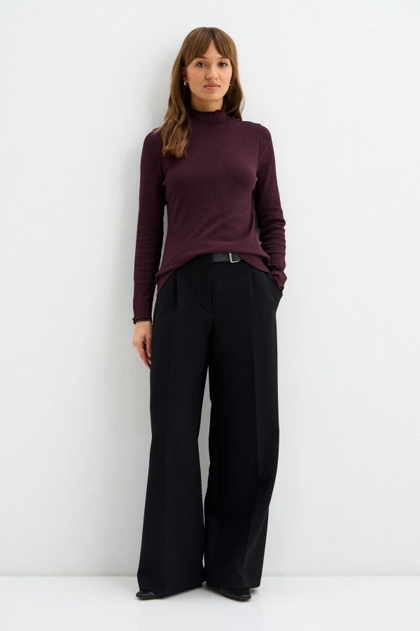 Водолазка полуприлегающего силуэта