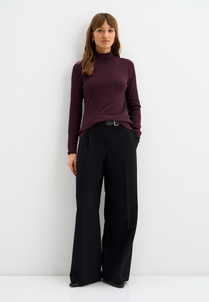 Водолазка полуприлегающего силуэта