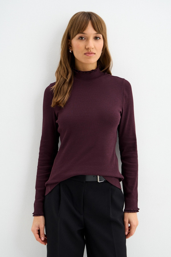 Водолазка полуприлегающего силуэта