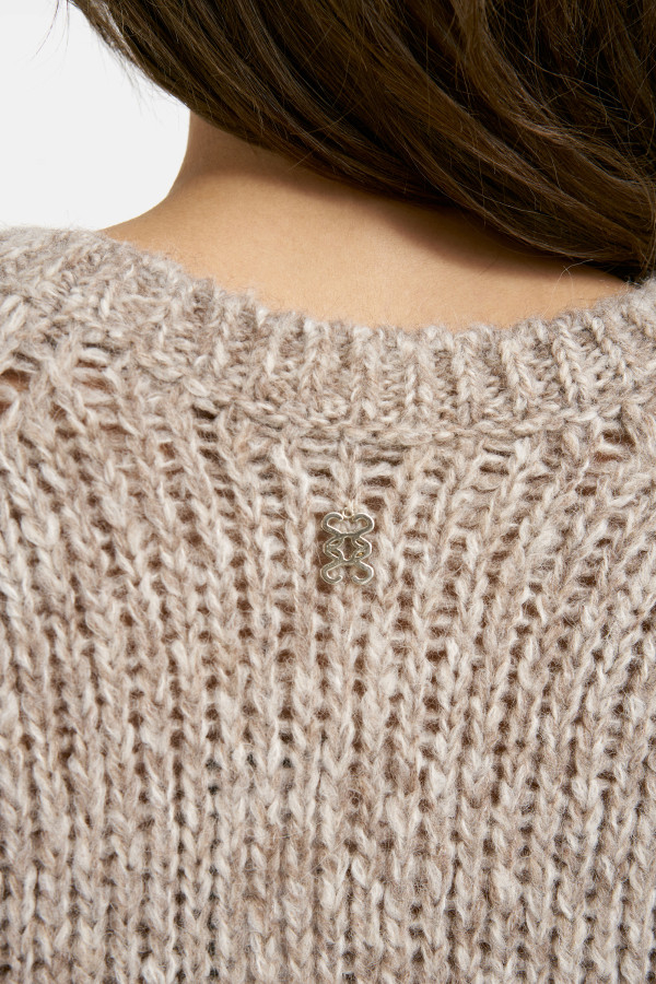 Джемпер прямого кроя