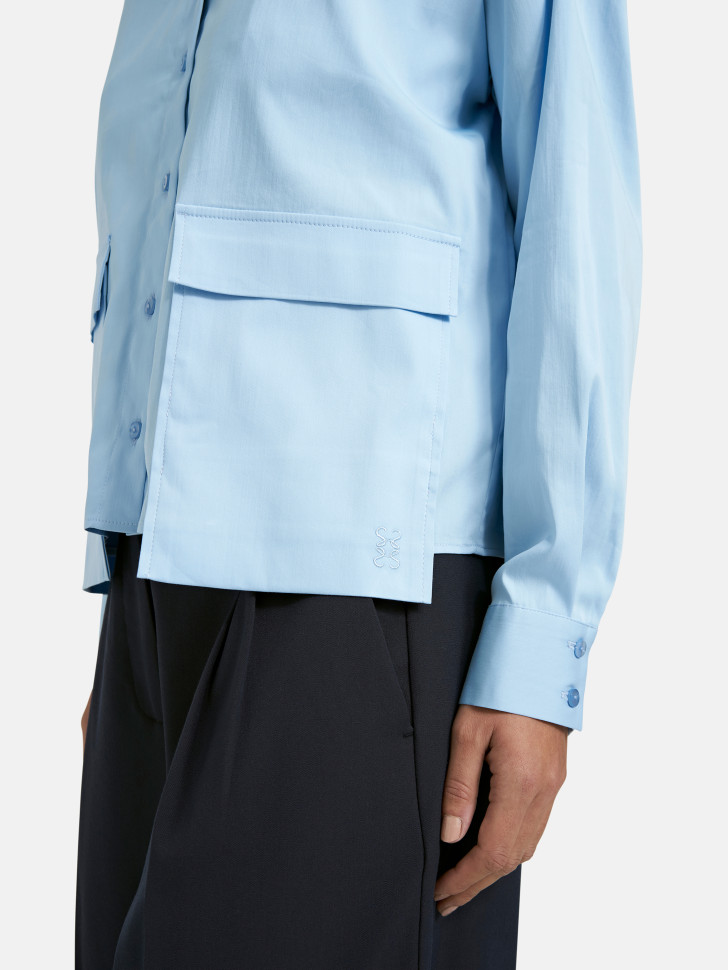 Рубашка с накладными карманами